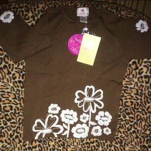 Long sleeve embroidered blouse